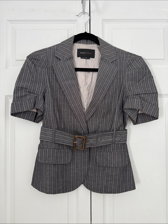 BCBGMaxAzria Jackets & Blazers - BCBGMaxAzria LARISSA Gray Pinstripe Short-Sleeve Belted Blazer Size S